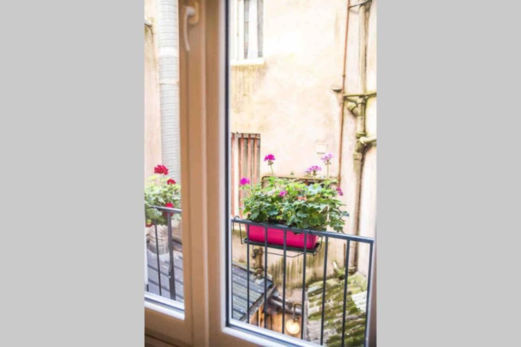La Jungle Nantaise Appartement Nantes Buitenkant foto